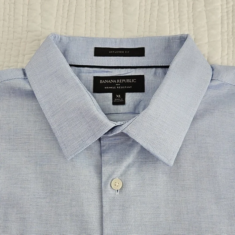 Banana Republic Shirt Men's XL‎ Blue Untucked Fit Wrinkle Resistant Long Sleeve